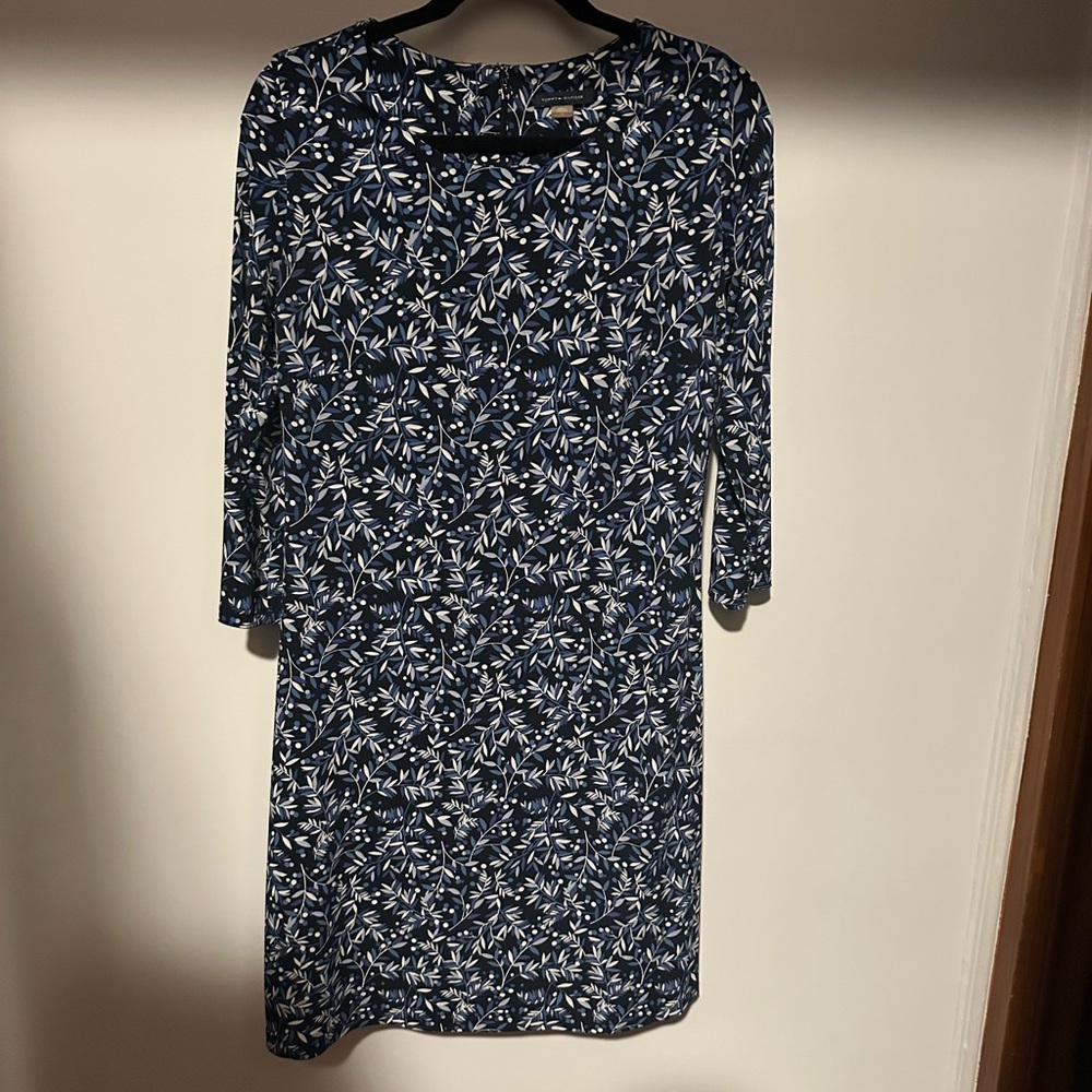 Tommy Hilfiger Elegant Blue and White Patterned Long Sleeve Dress size 12
